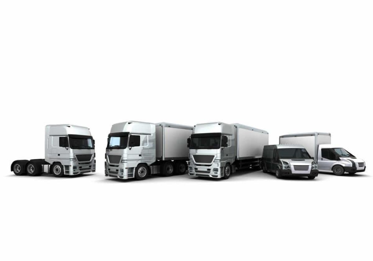 4 ways to save money with an in-vehicle tracking system
